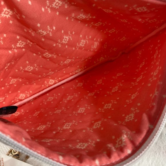 Bride accessory set Cosmetic Bags Keychain & Hair Bobby Pin - Picture 6 of 15